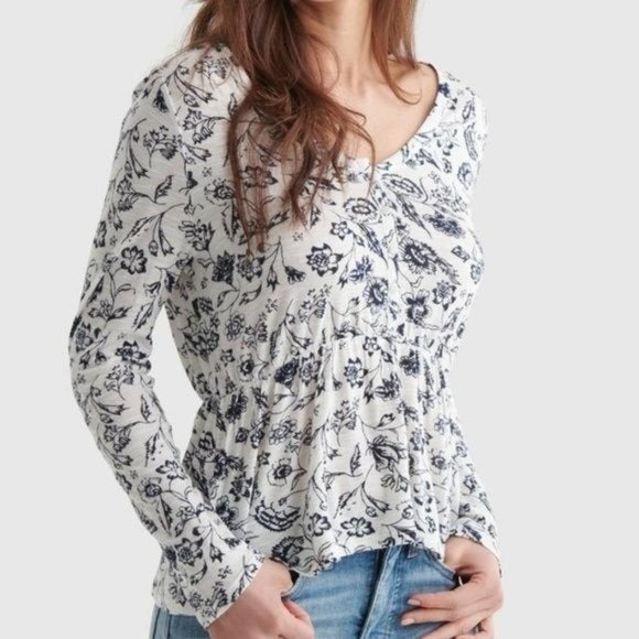 Lucky Brand Tops - NEW NWT LUCKY BRAND Relaxed Fit Peplum V-Neck Top White Black Long Sleeve Medium